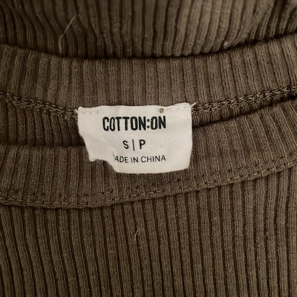 Cotton-on Cropped Long Sleeve - Picture 3 of 3